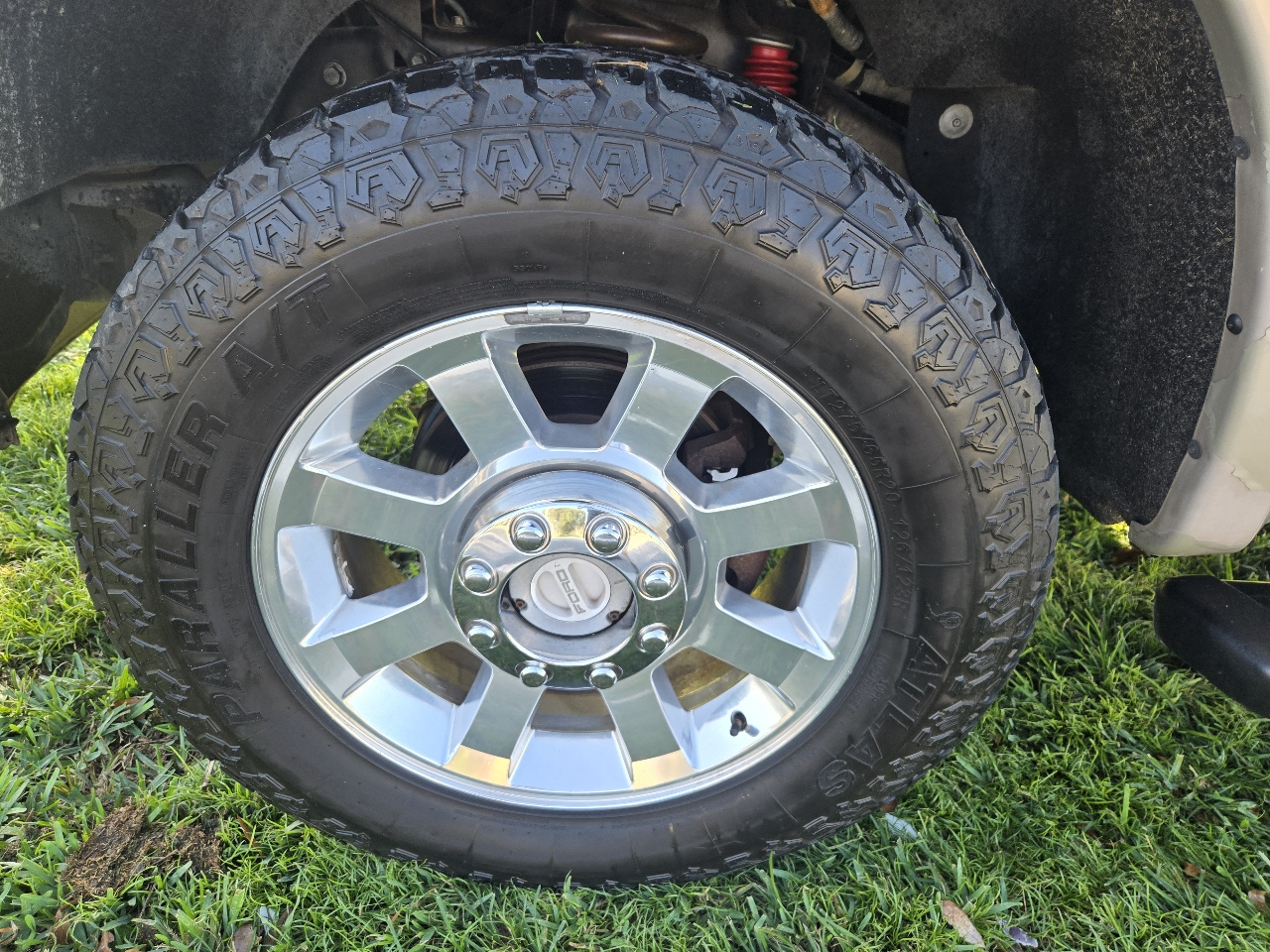 Ford F-250 SD XLT Crew Cab Long Bed 4WD 2009