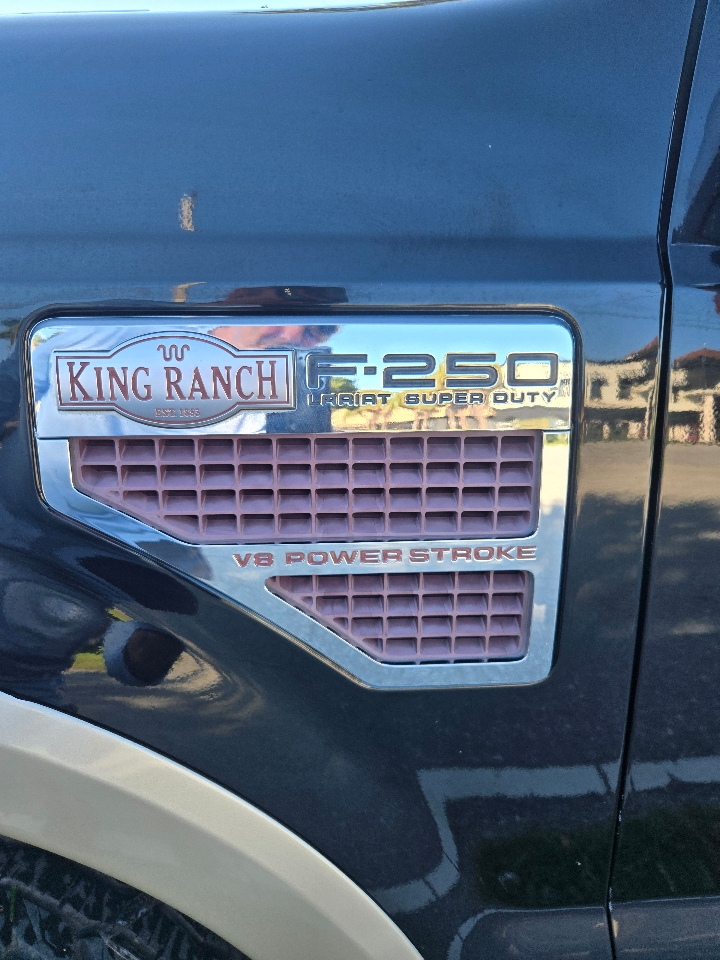 Ford F-250 SD XLT Crew Cab Long Bed 4WD 2009