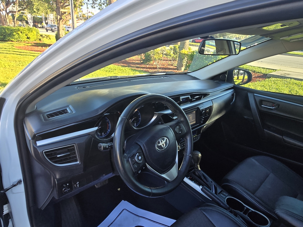Toyota Corolla S Premium CVT 2014