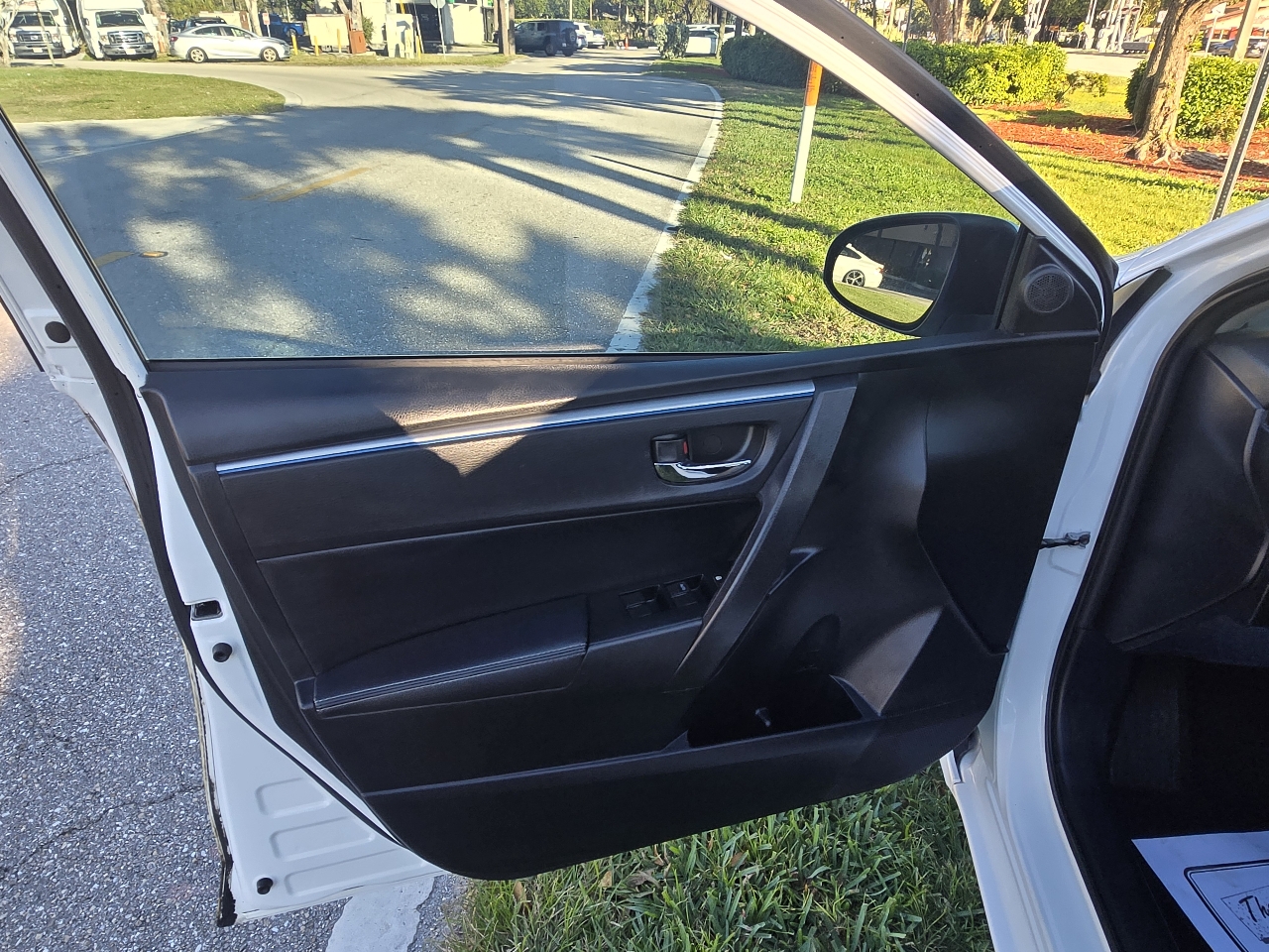 Toyota Corolla S Premium CVT 2014