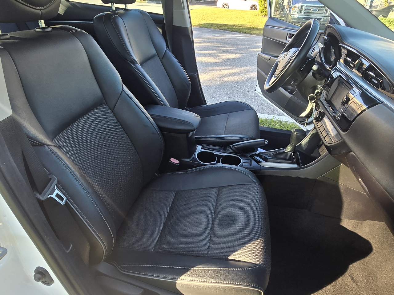 Toyota Corolla S Premium CVT 2014