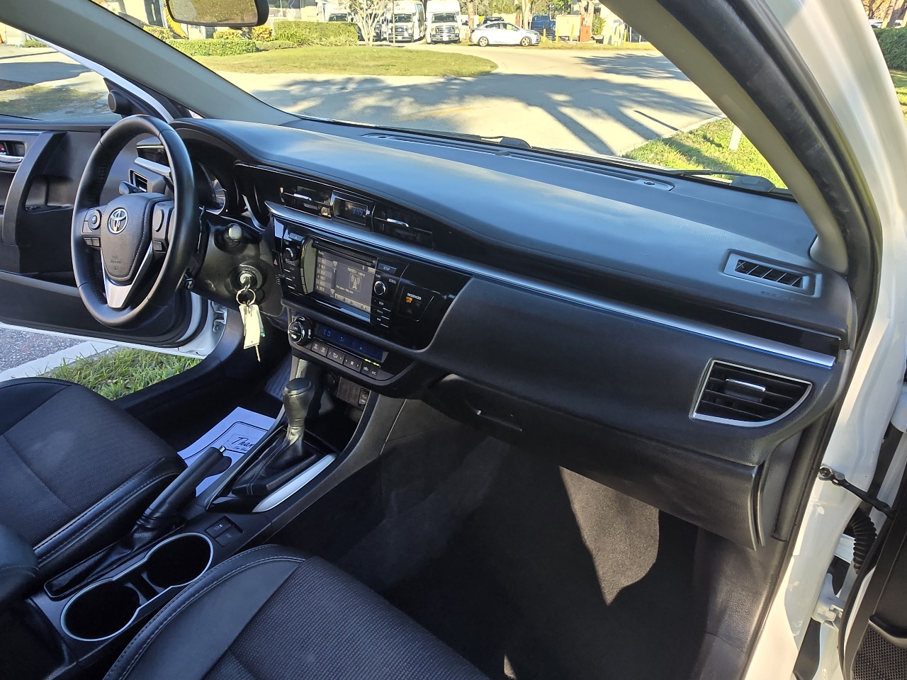 Toyota Corolla S Premium CVT 2014