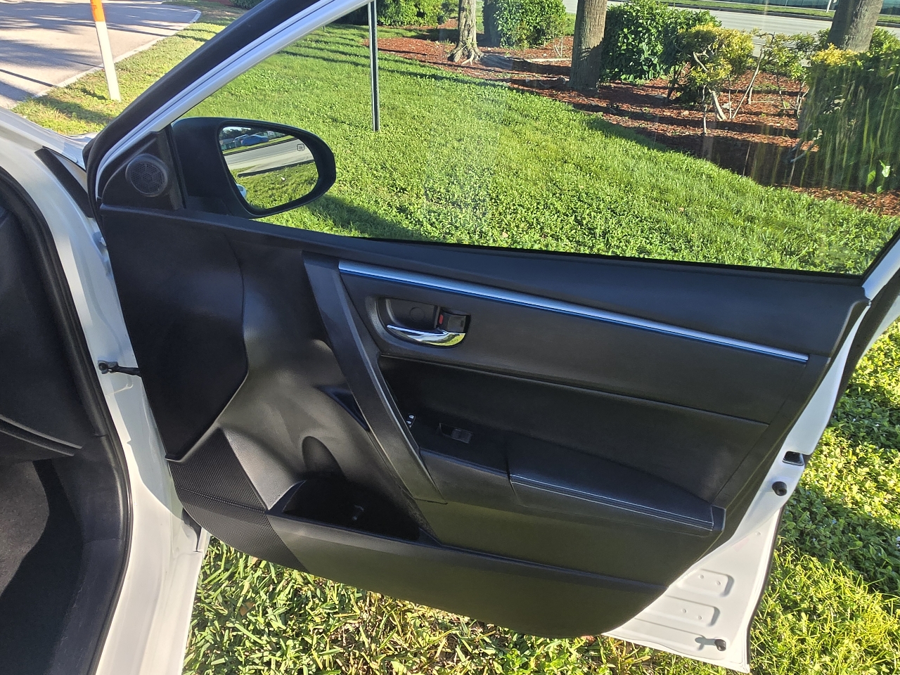 Toyota Corolla S Premium CVT 2014