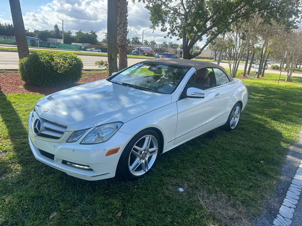Mercedes-Benz E-Class E350 Cabriolet 2012