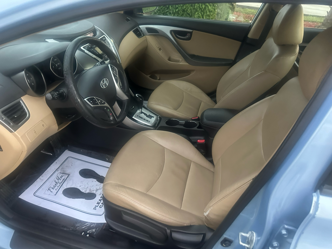 Hyundai Elantra Limited 2011