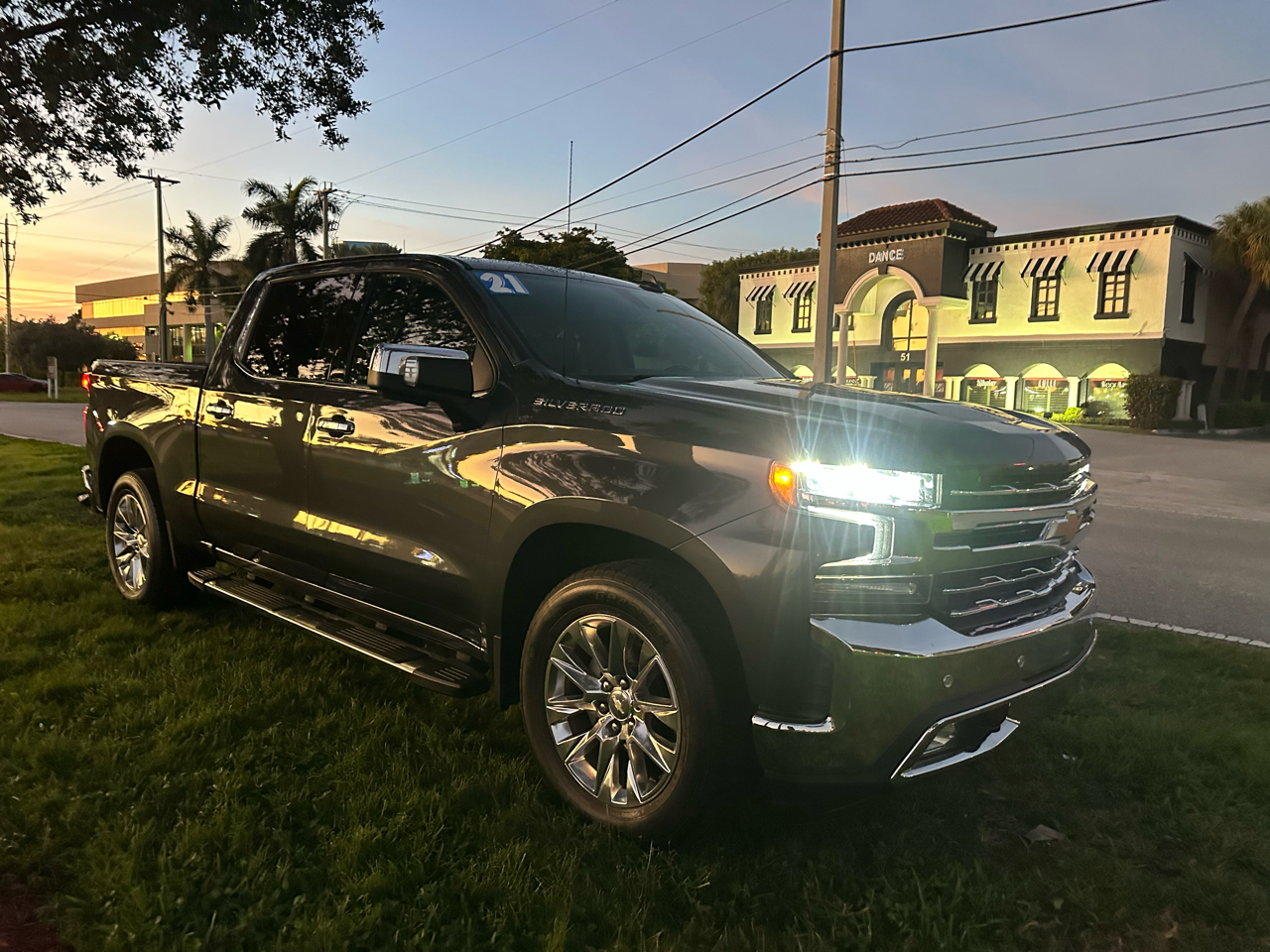 Chevrolet Silverado 1500 2WD Crew Cab 147" LTZ 2019