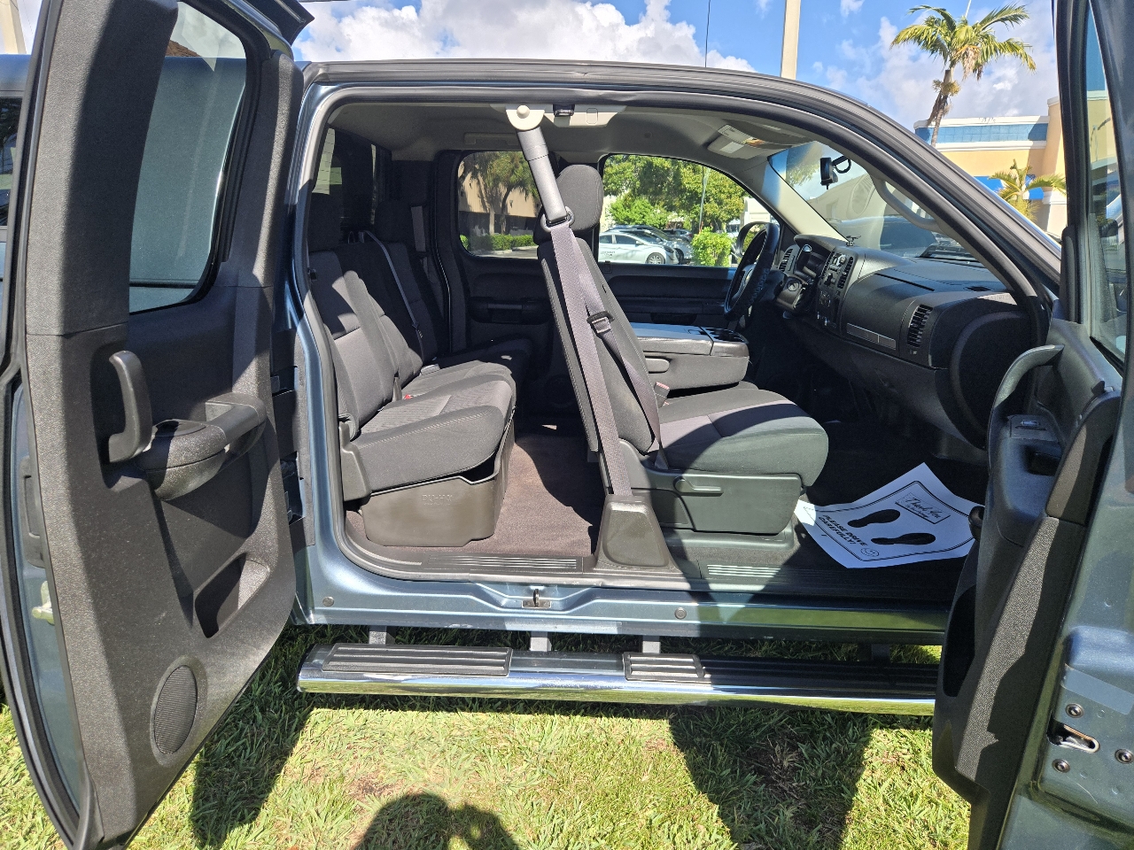 Chevrolet Silverado 1500 2WD Double Cab 143.5" LT w/1LT 2013