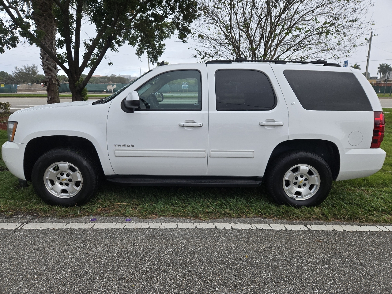 Chevrolet Tahoe LT 2WD 2013