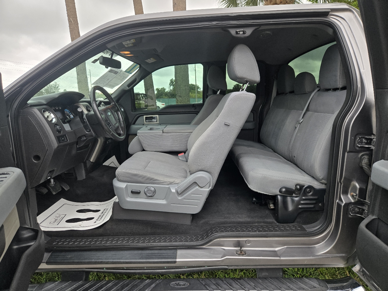 Ford F-150 2WD Supercab 133" FX2 2011