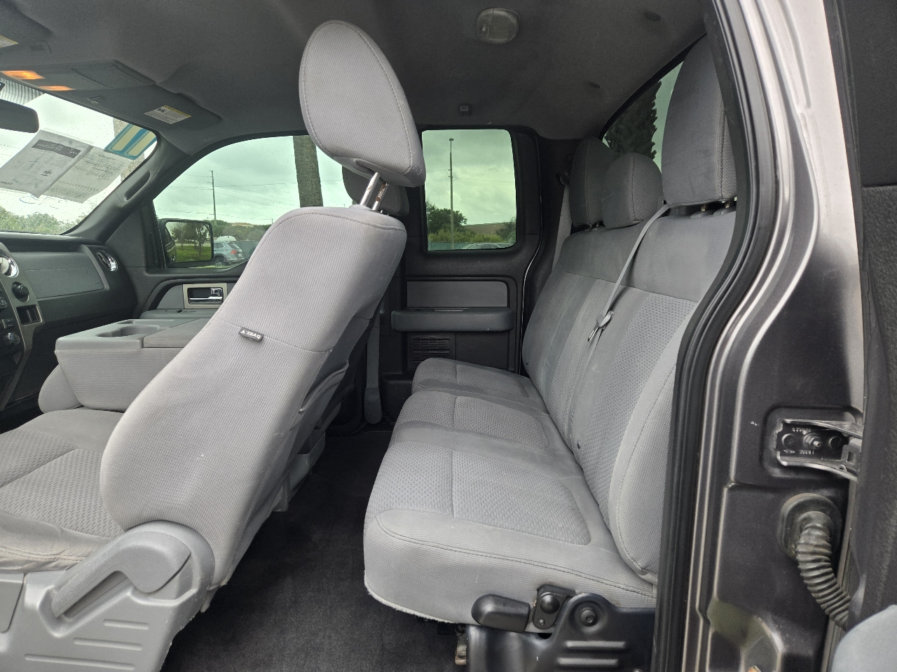 Ford F-150 2WD Supercab 133" FX2 2011