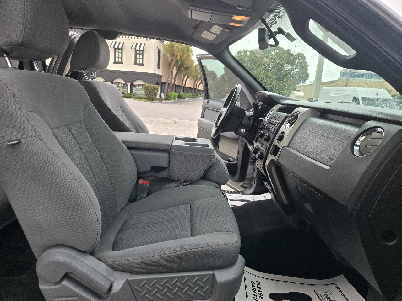 Ford F-150 2WD Supercab 133" FX2 2011