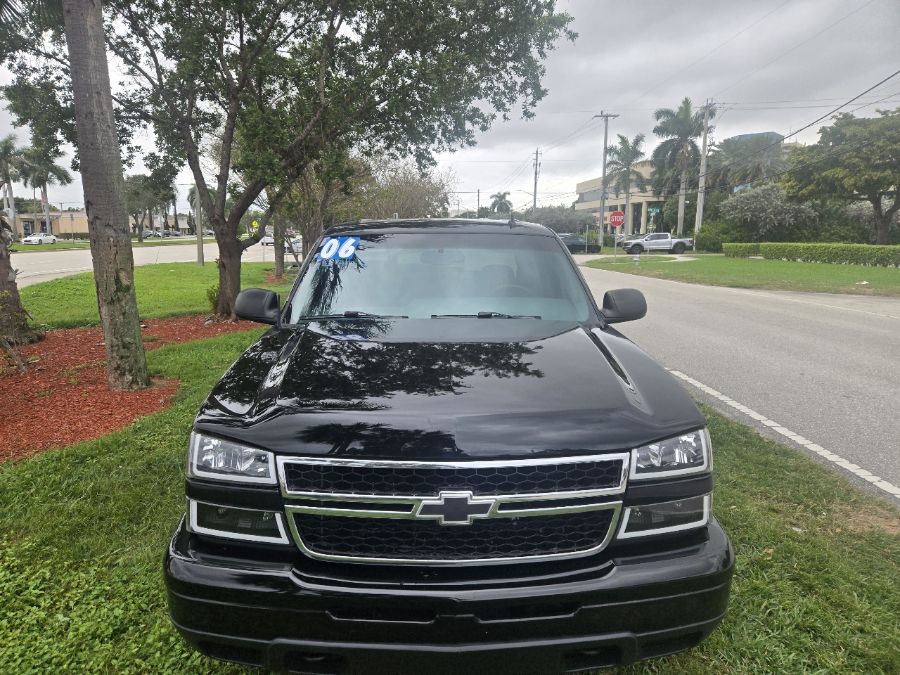 Chevrolet Silverado 1500 2WD Crew Cab 153.0" LTZ w/2LZ 2006