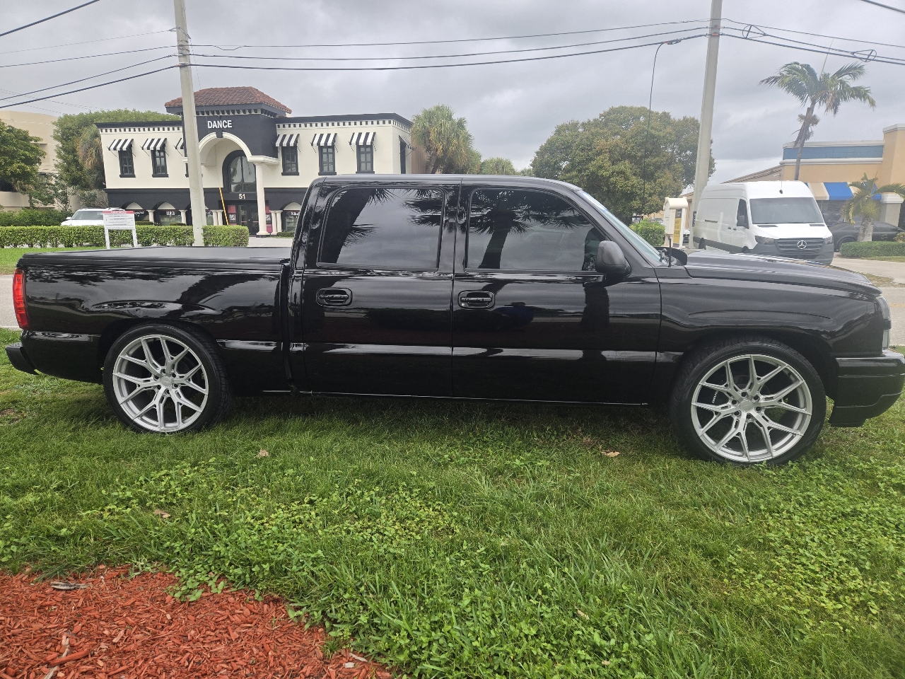 Chevrolet Silverado 1500 2WD Crew Cab 153.0" LTZ w/2LZ 2006