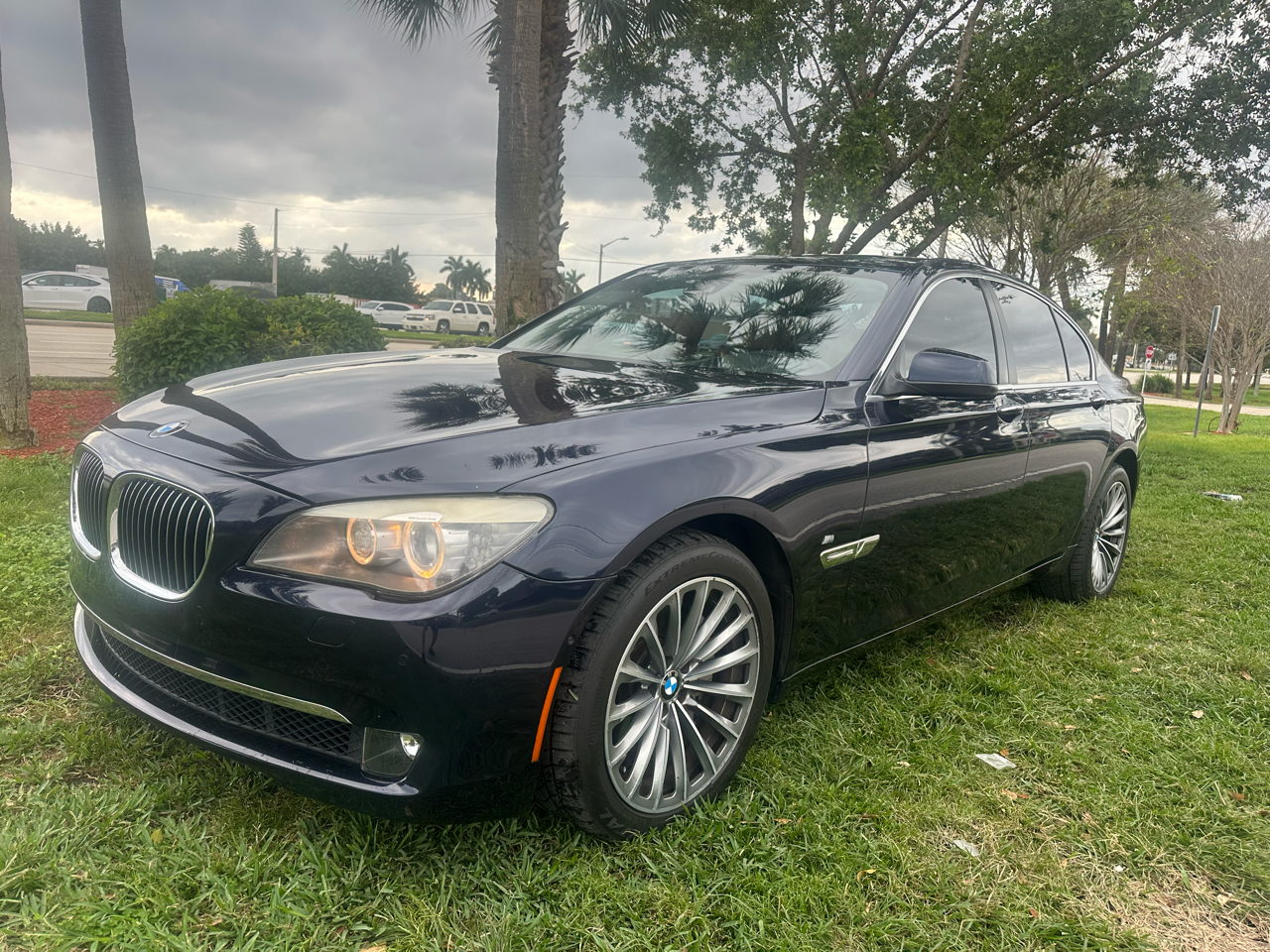 BMW 7-Series 740i 2012