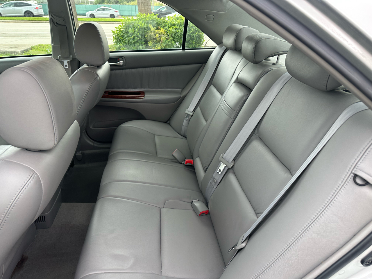 Toyota Camry LE V6 2005