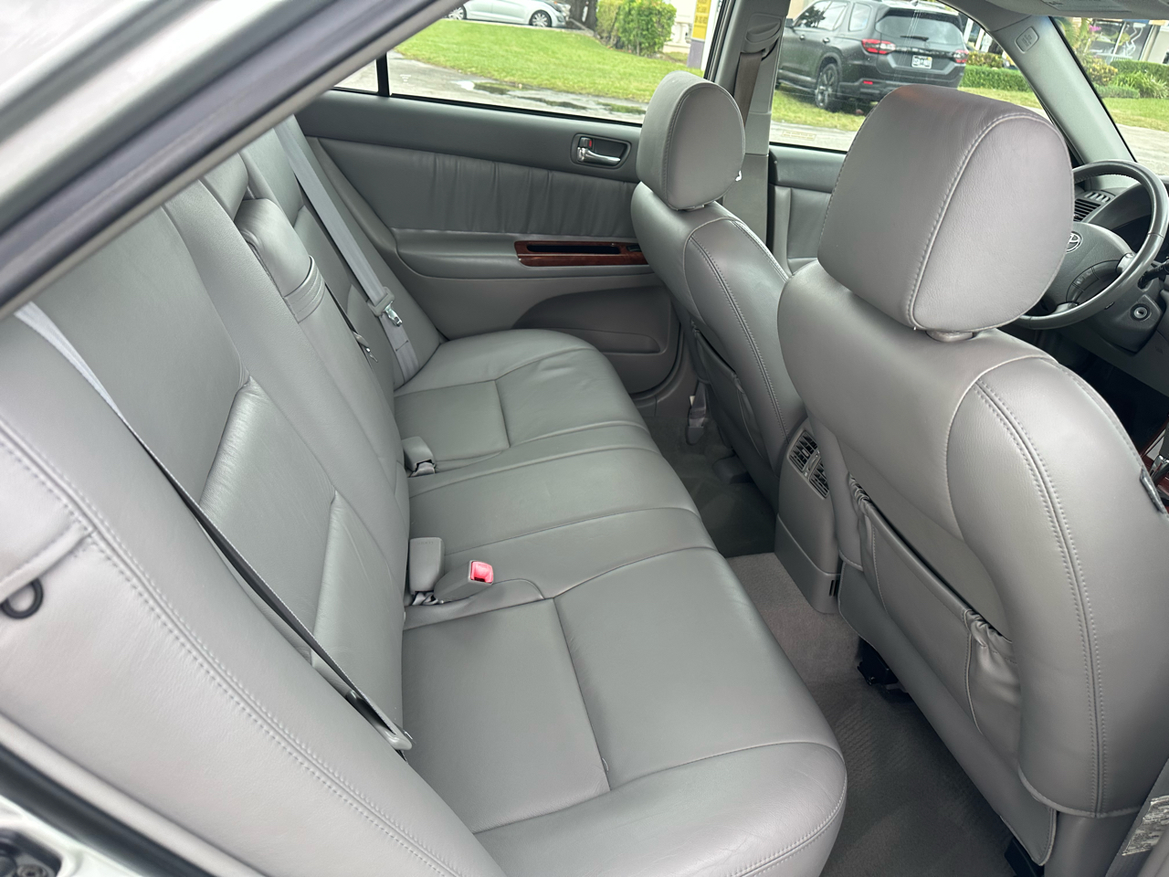 Toyota Camry LE V6 2005