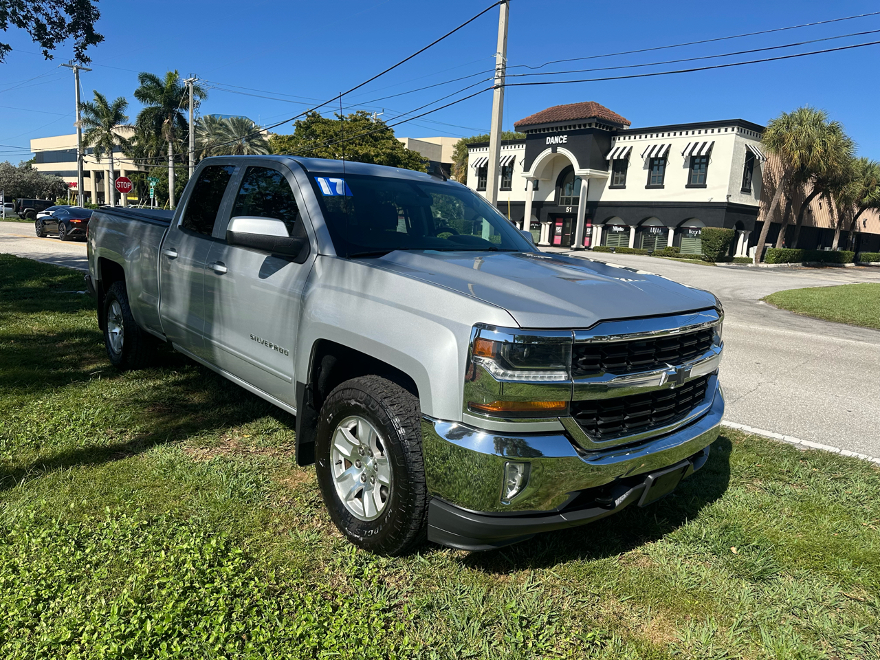 Chevrolet Silverado 1500 1LT Double Cab 4WD 2017