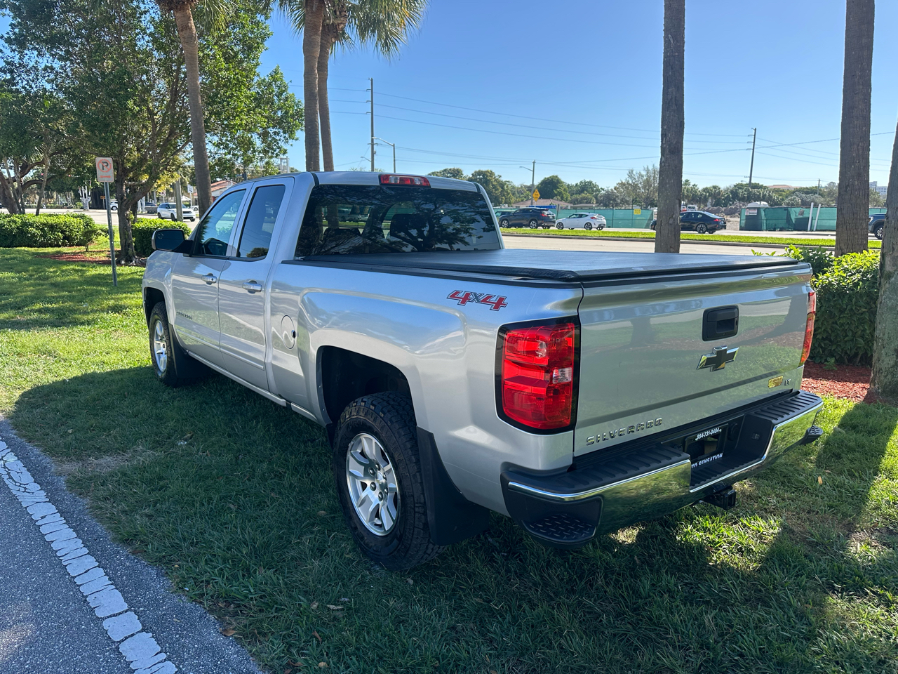Chevrolet Silverado 1500 1LT Double Cab 4WD 2017