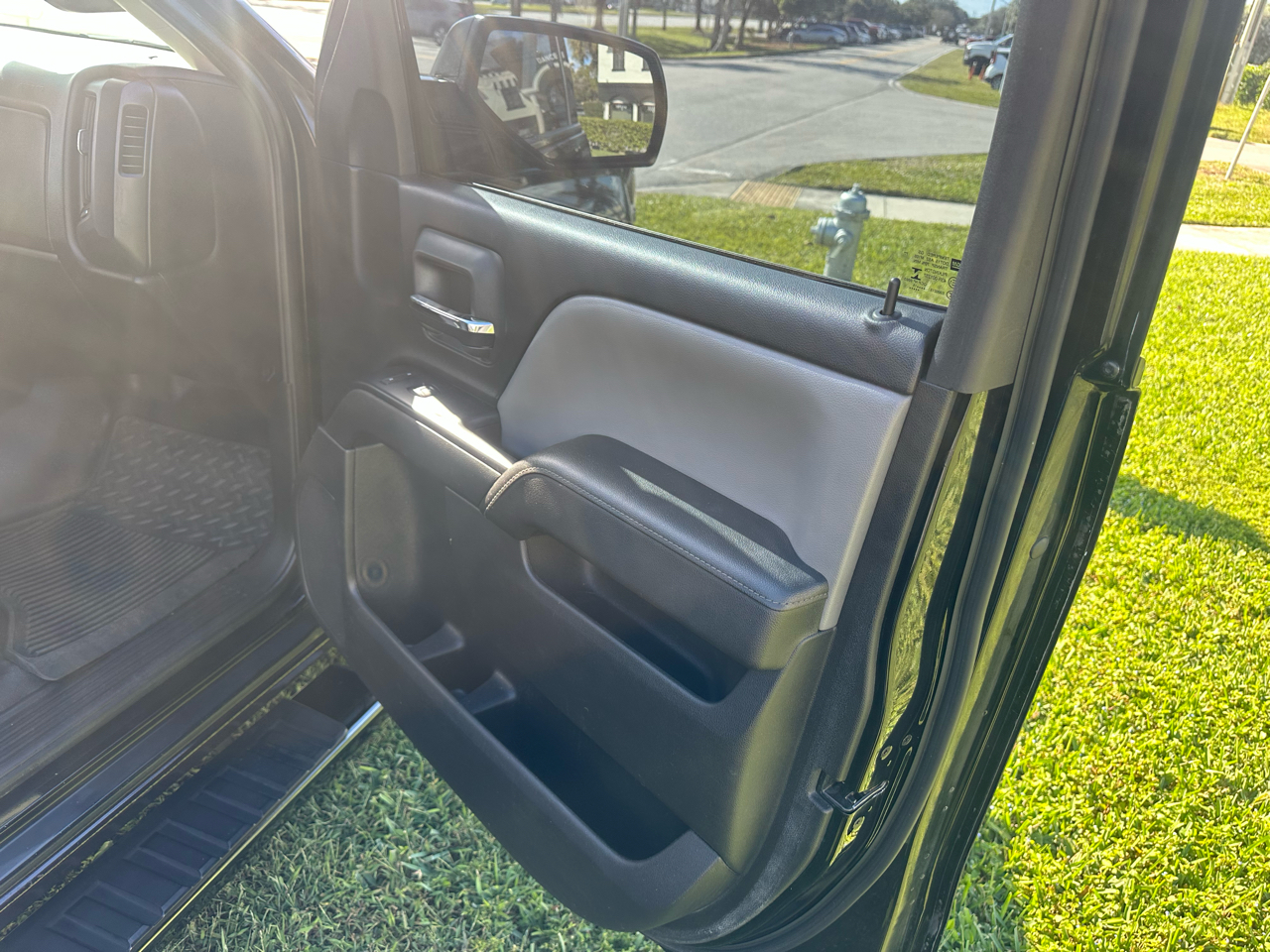 Chevrolet Silverado 1500 2WD Double Cab 143.5" LS 2015