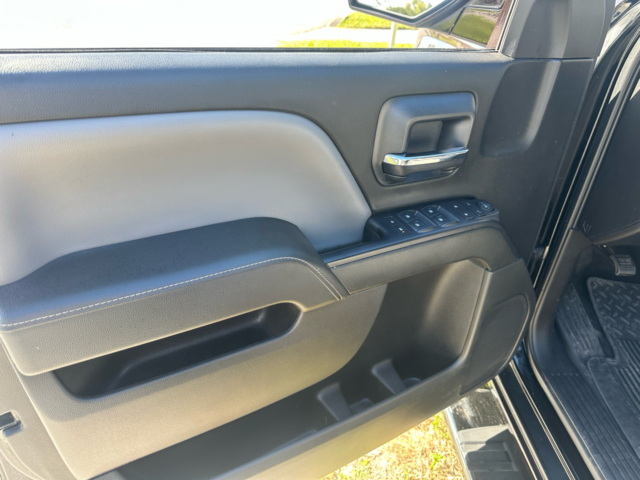 Chevrolet Silverado 1500 2WD Double Cab 143.5" LS 2015