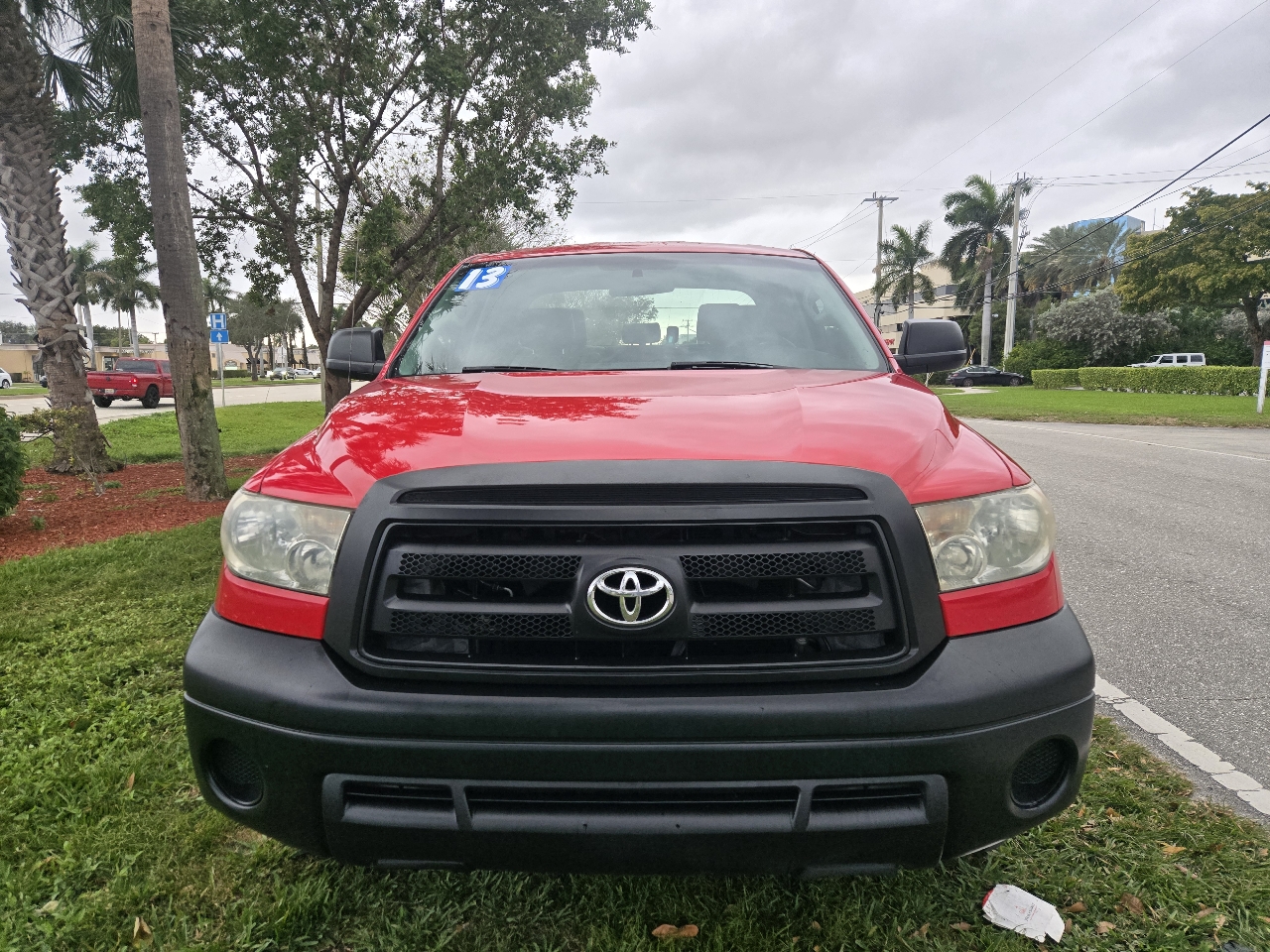 Toyota Tundra 2WD CrewMax 145.7" 4.7L SR5 (Natl) 2013