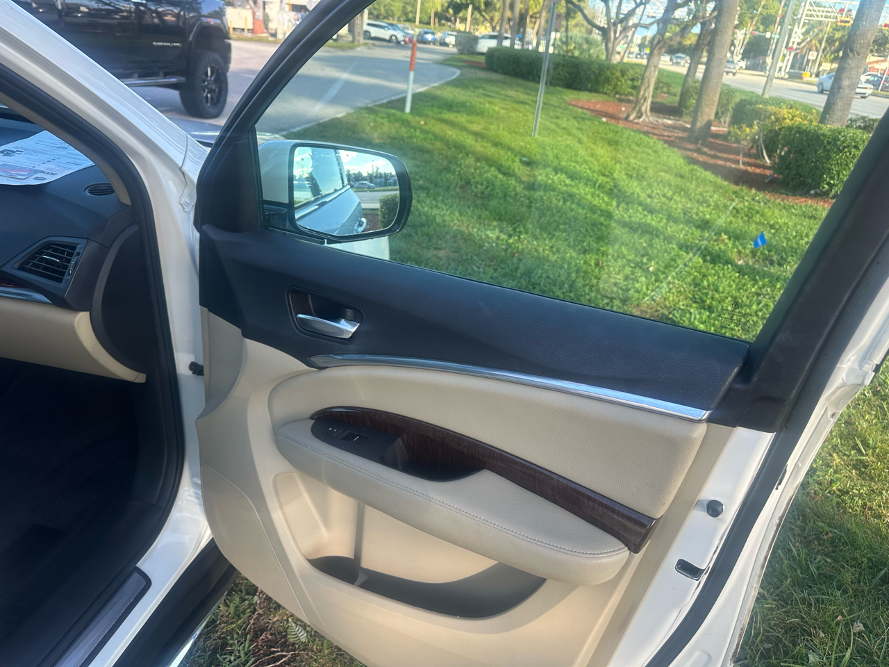 Acura MDX 9-Spd AT 2017