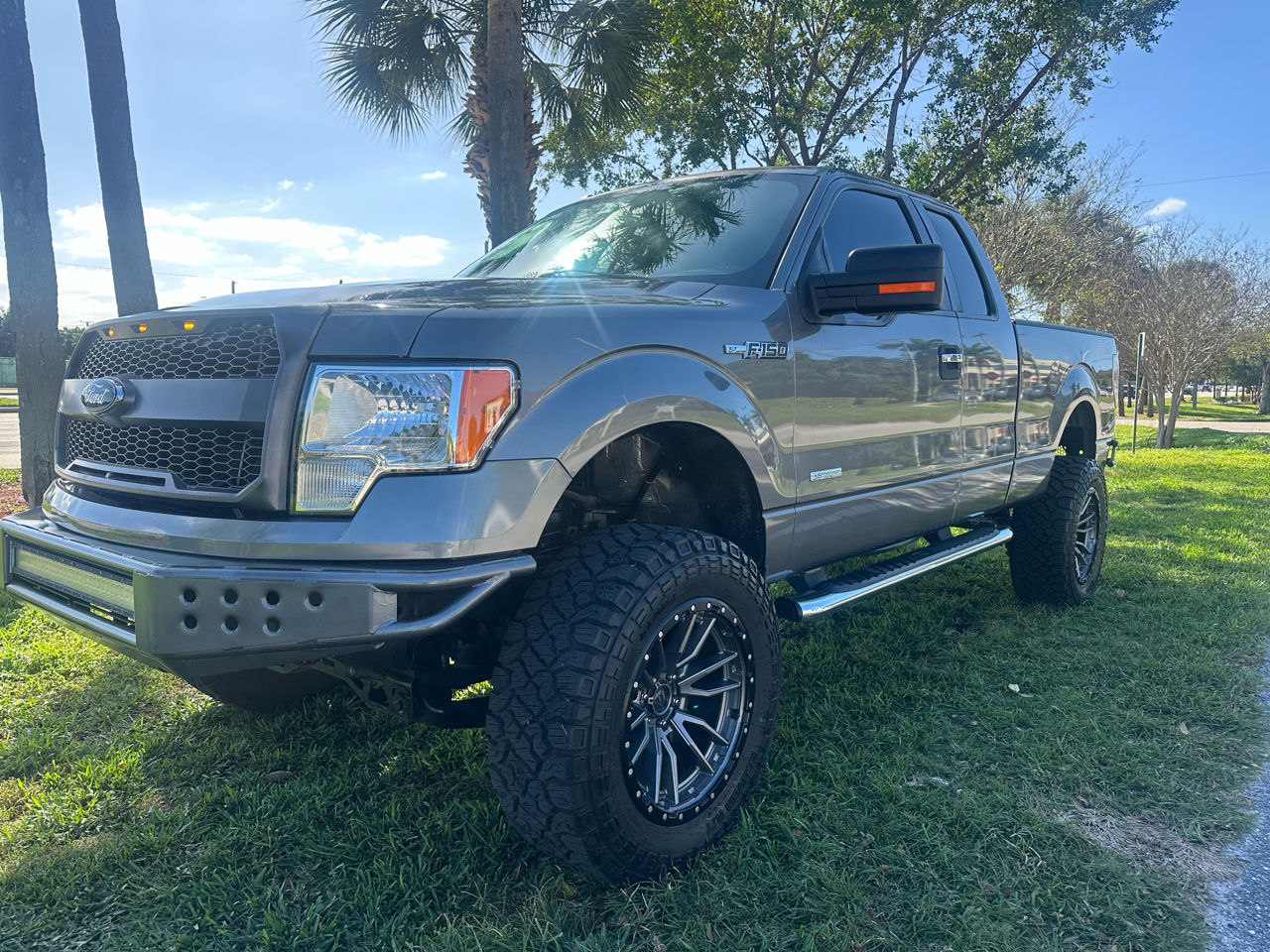 2011 Ford F-150 2WD SuperCab 145" STX