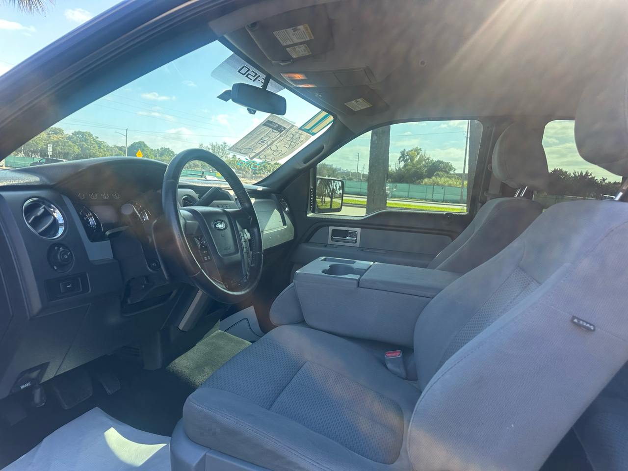 Ford F-150 2WD SuperCab 145" STX 2011