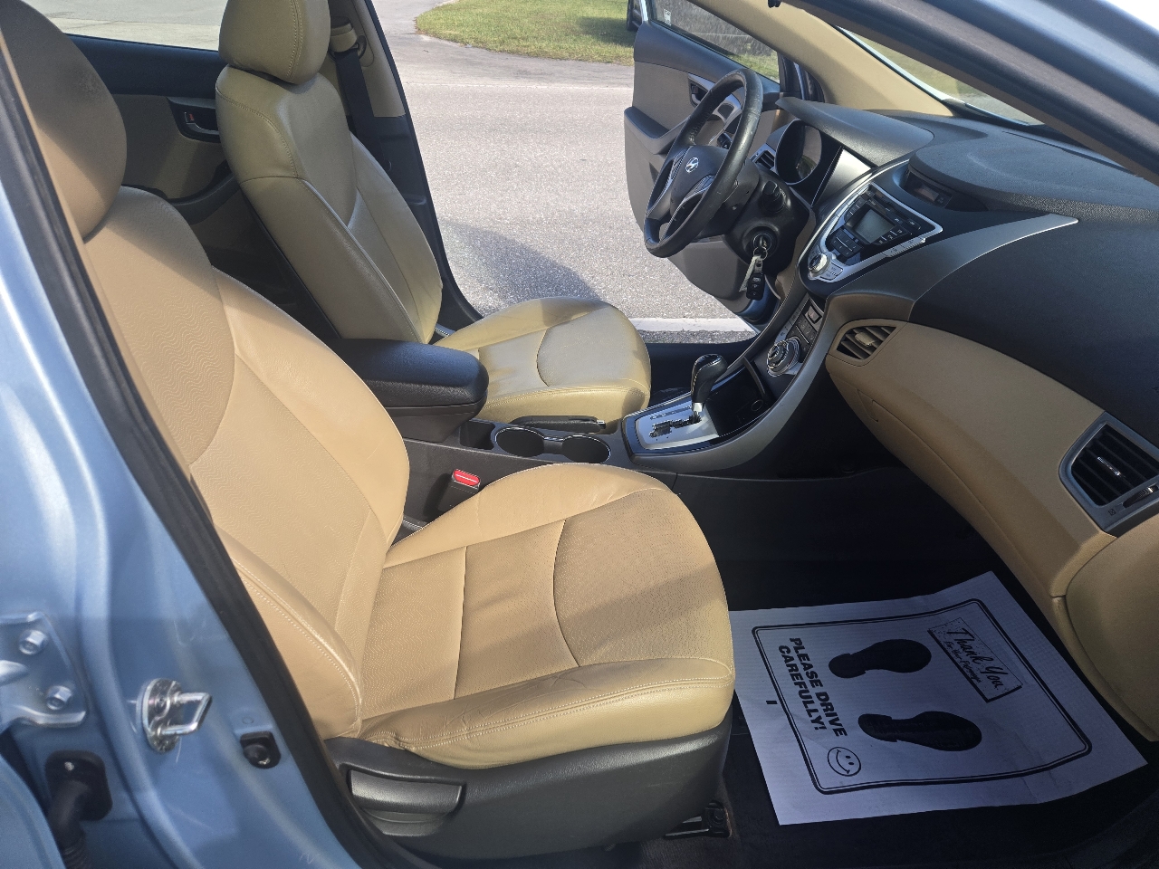 Hyundai Elantra Limited 2011