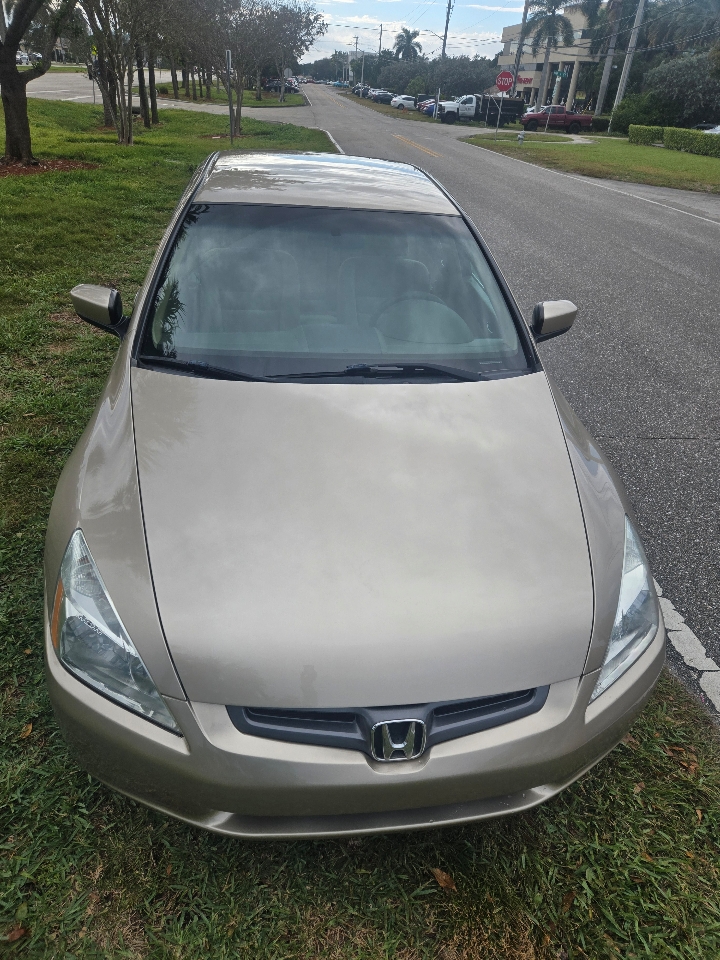 Honda Accord LX sedan AT 2005