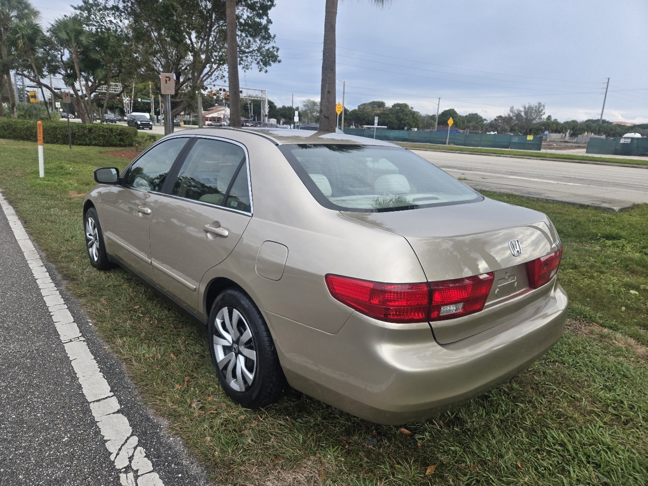 Honda Accord LX sedan AT 2005