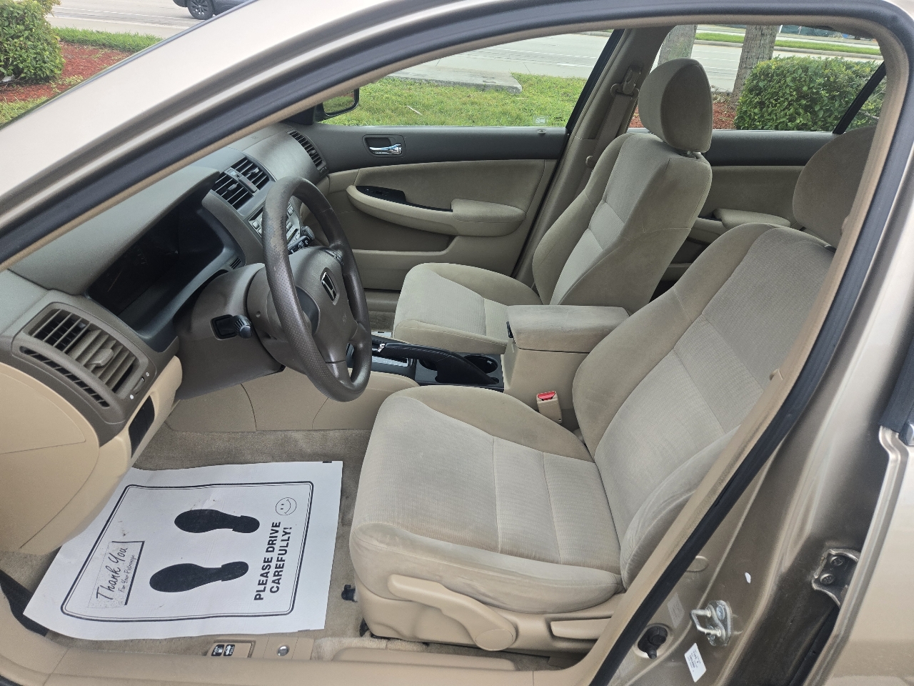 Honda Accord LX sedan AT 2005