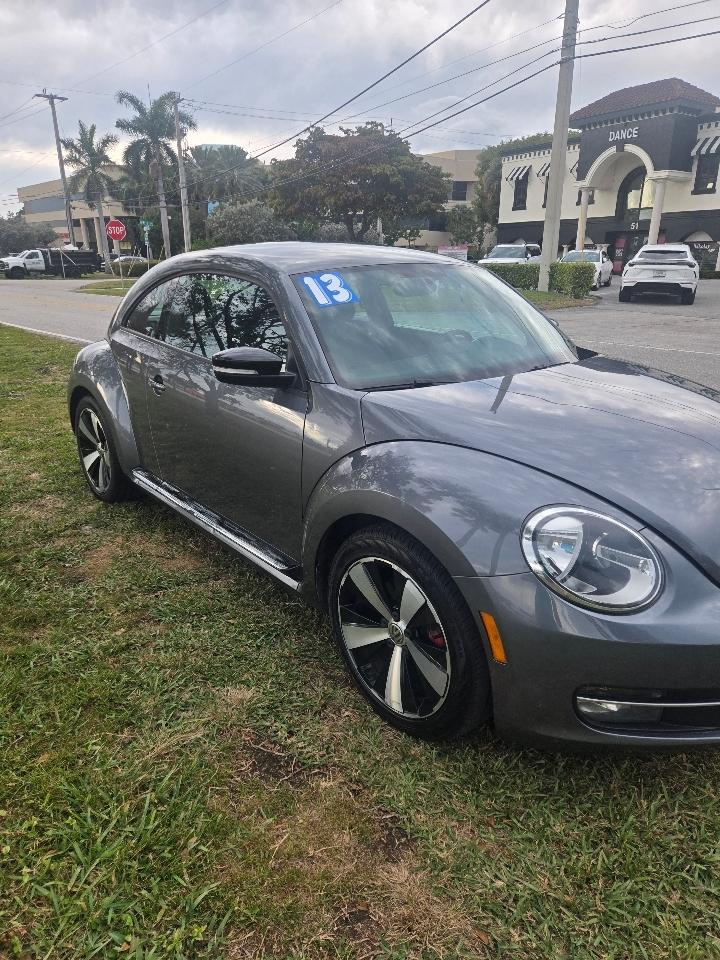 Volkswagen Beetle 2.0T Turbo 2013