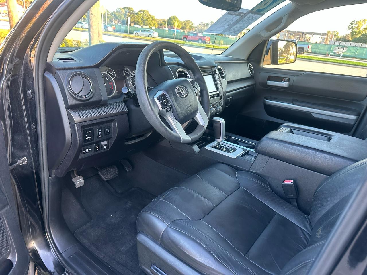 Toyota Tundra SR5 5.7L V8 CrewMax 2WD 2014