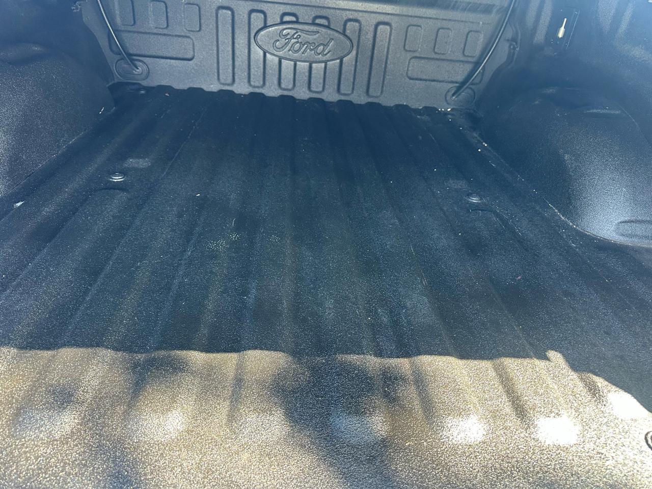 Ford F-150 2WD SuperCrew 139" XLT 2015