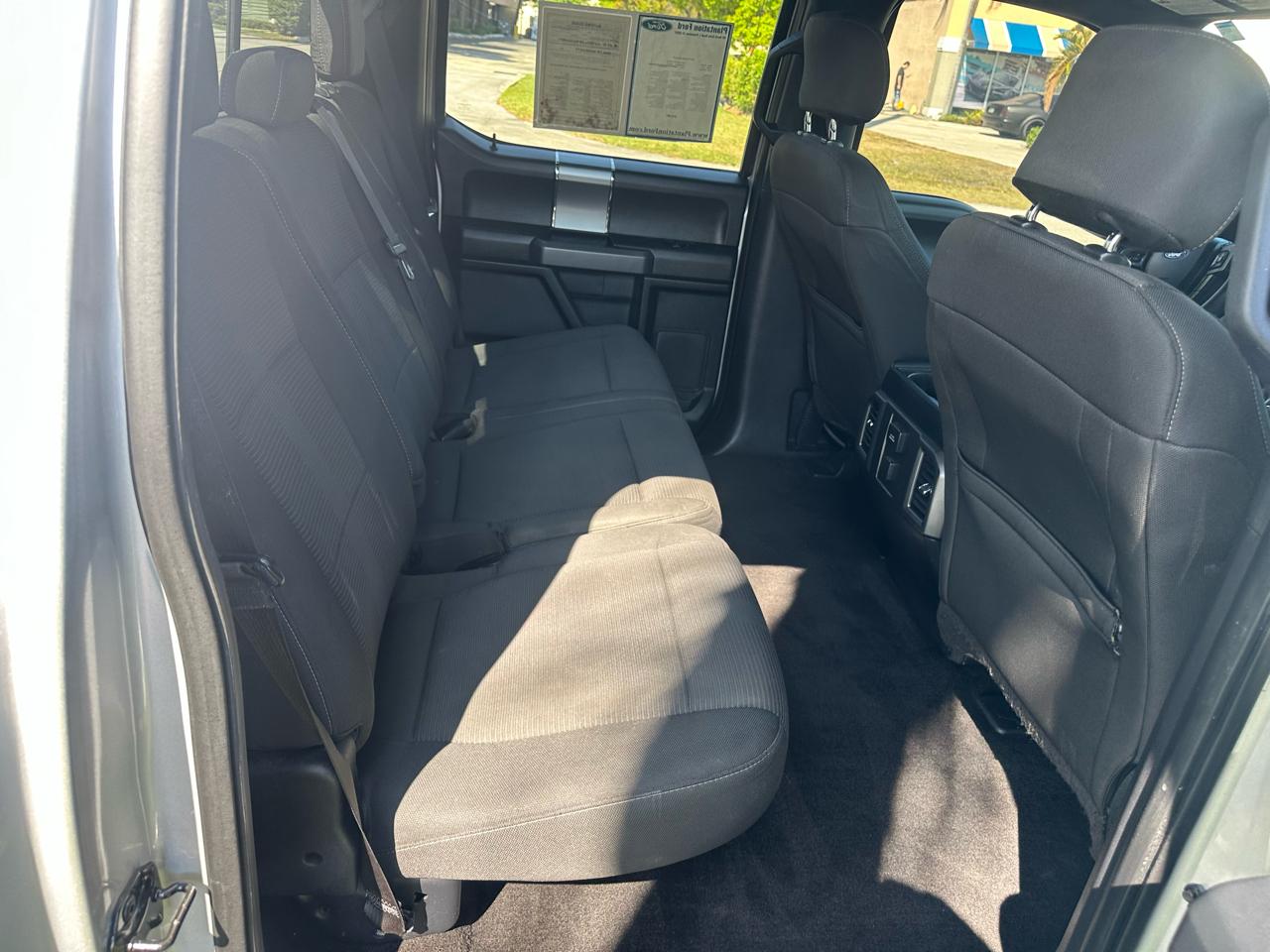 Ford F-150 2WD SuperCrew 139" XLT 2015