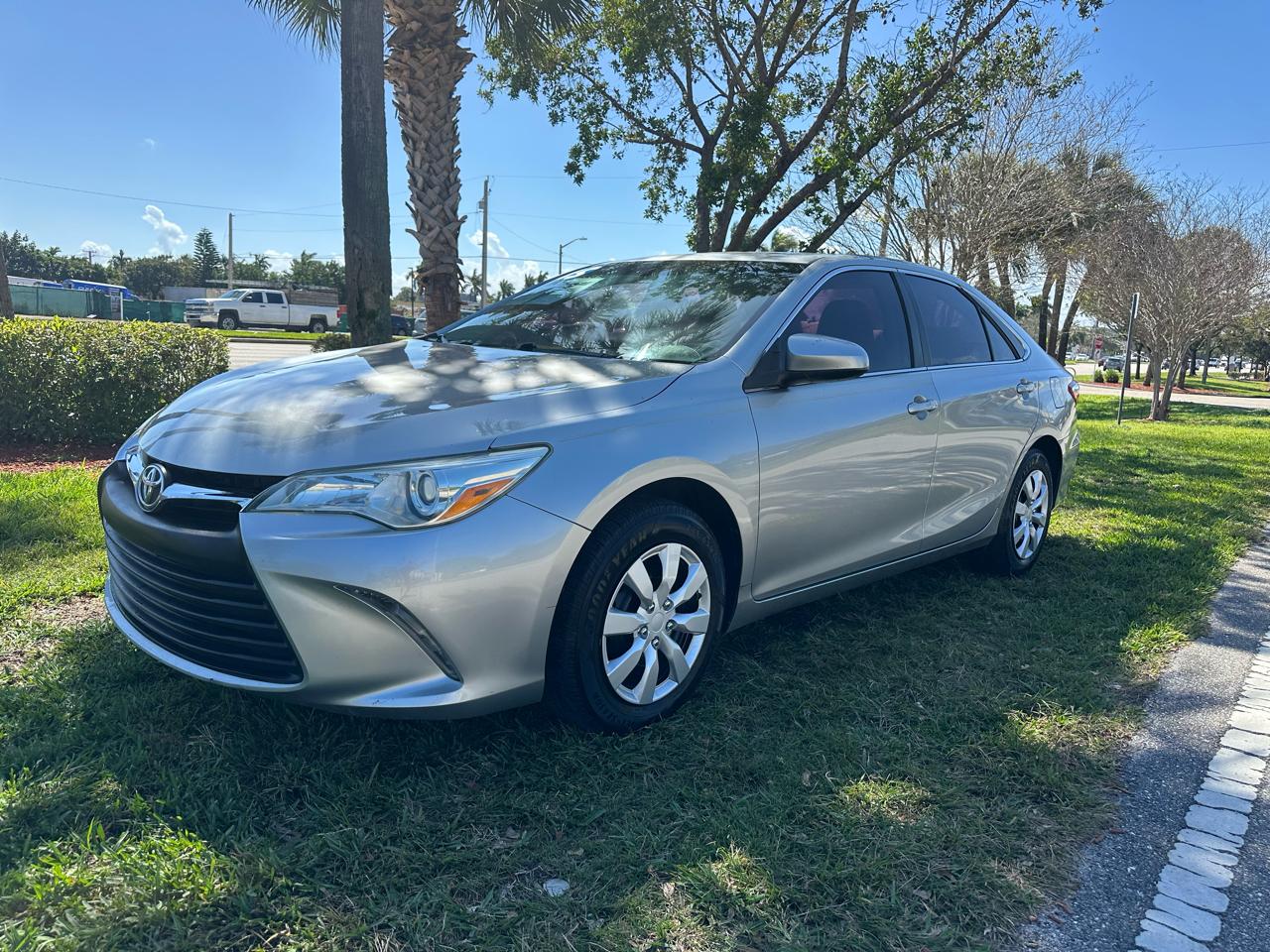 Toyota Camry SE 2015