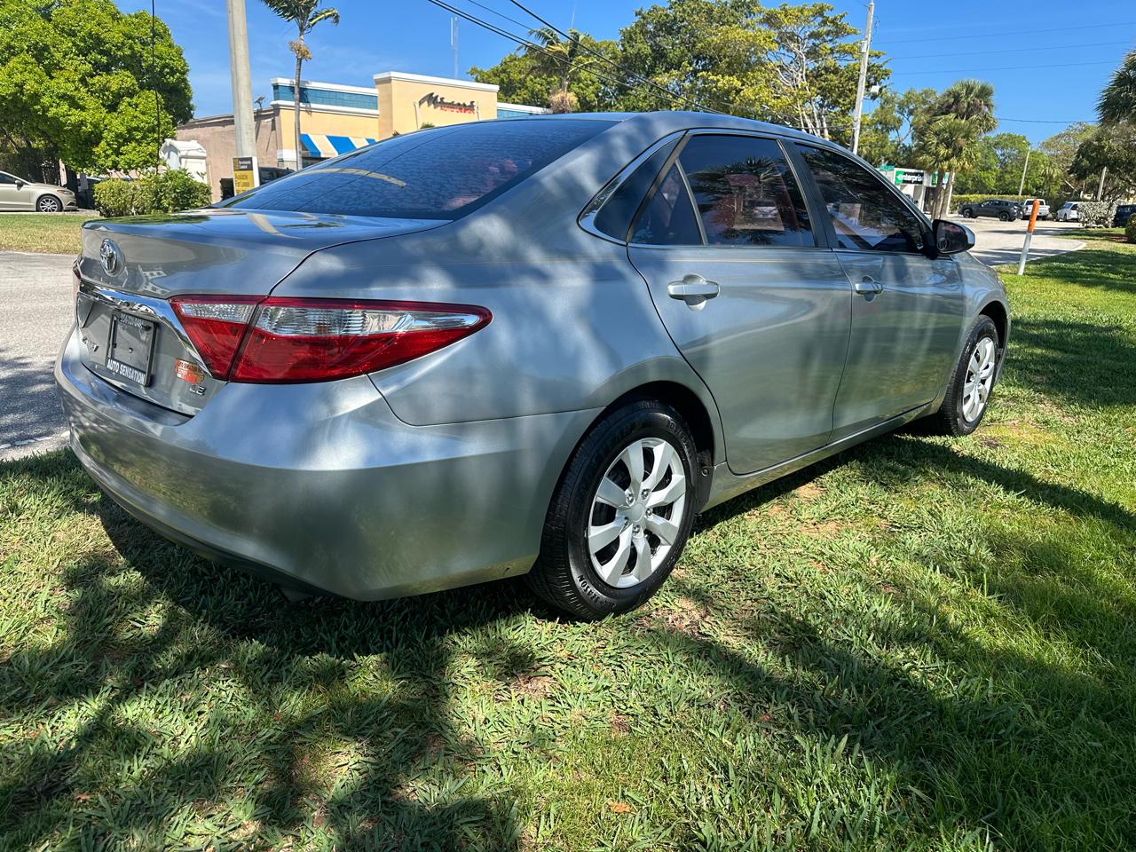 Toyota Camry SE 2015