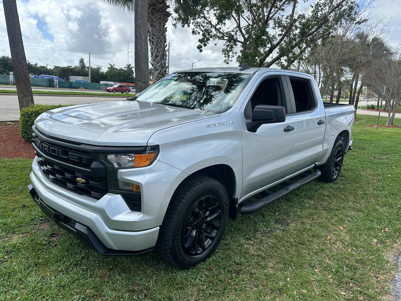 Chevrolet Silverado 1500 1LT Crew Cab 4WD 2022