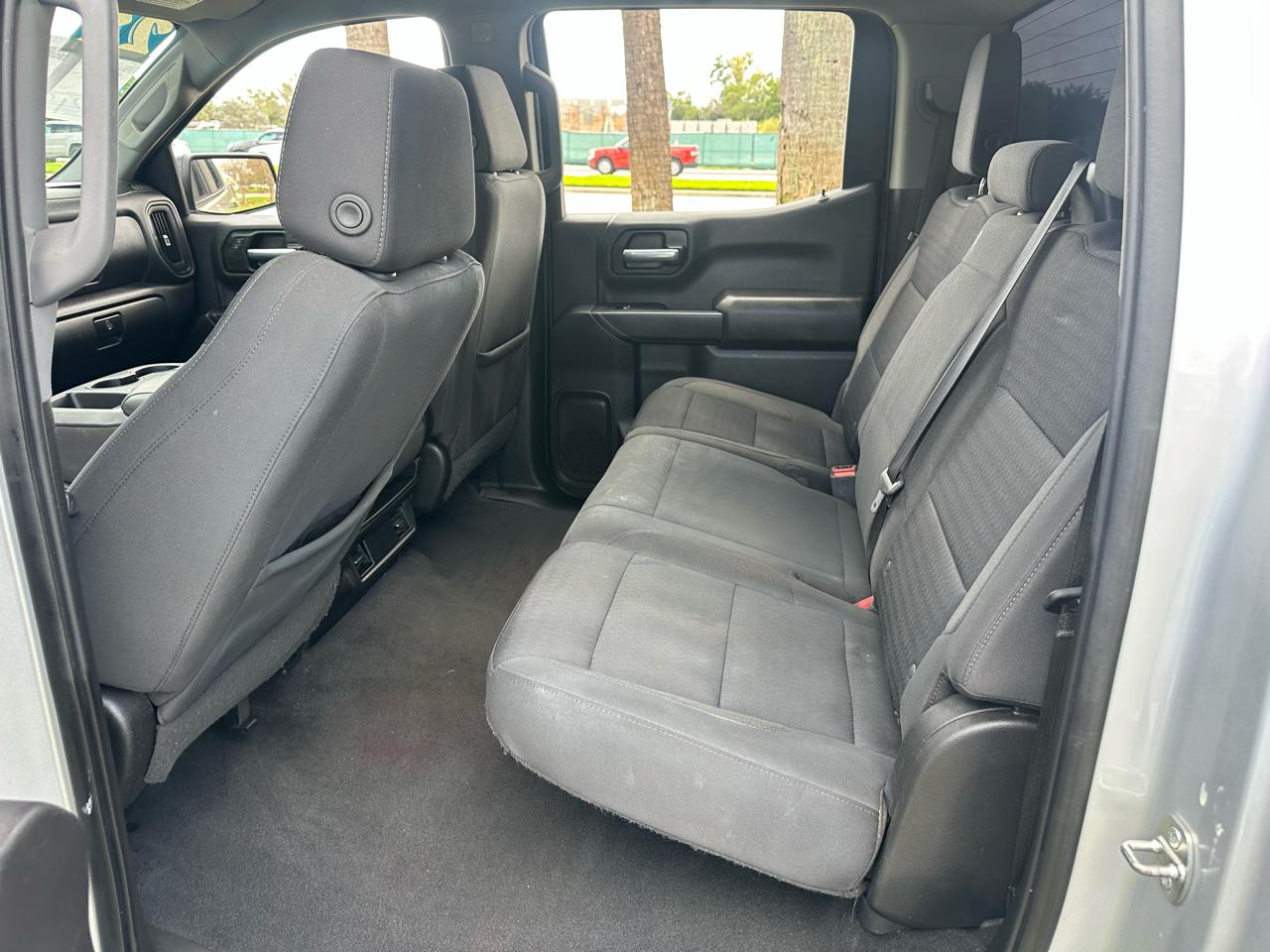 Chevrolet Silverado 1500 1LT Crew Cab 4WD 2022