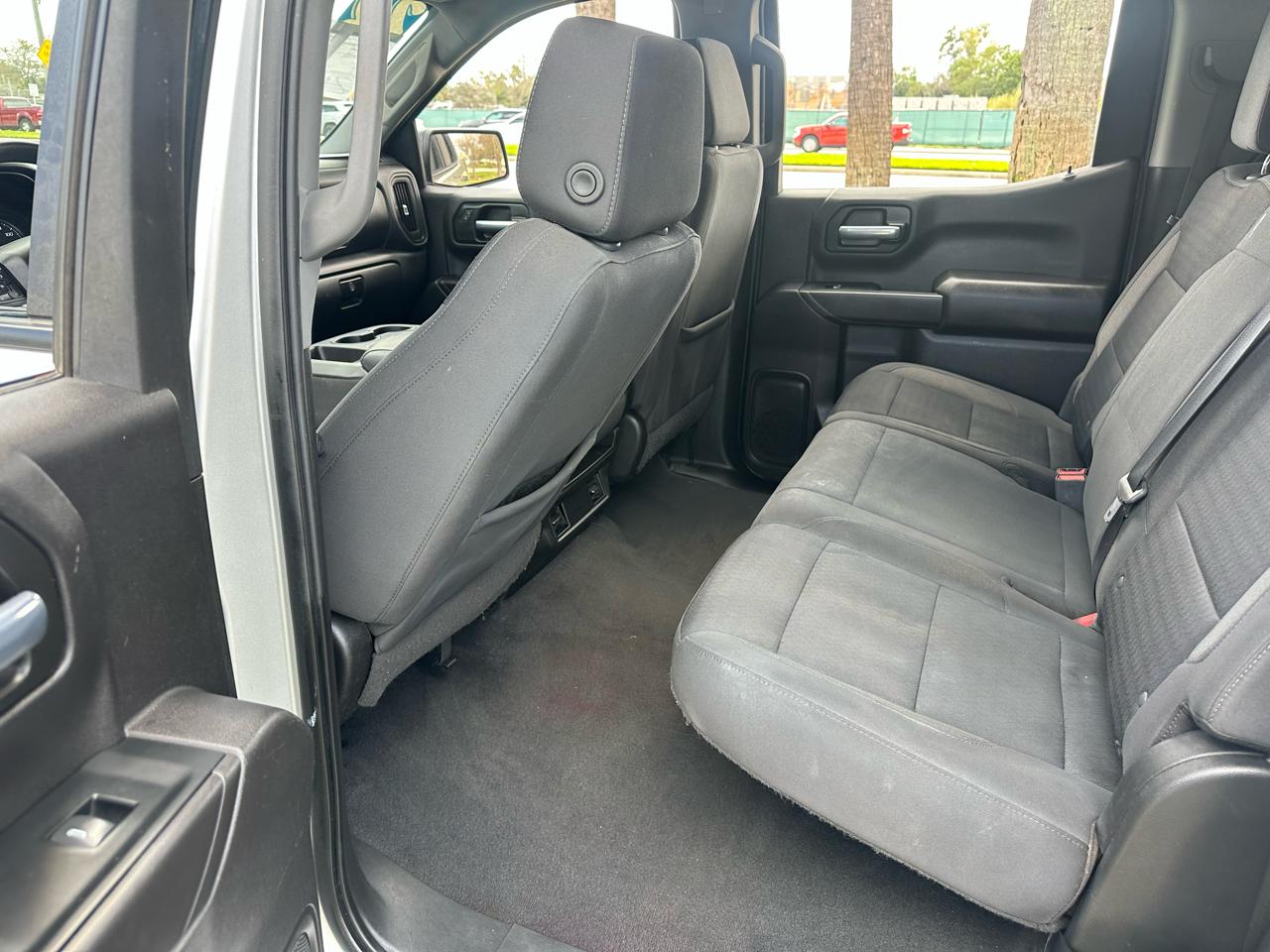 Chevrolet Silverado 1500 1LT Crew Cab 4WD 2022