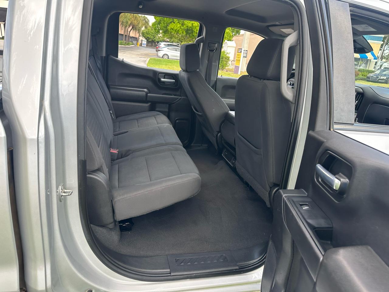 Chevrolet Silverado 1500 1LT Crew Cab 4WD 2022