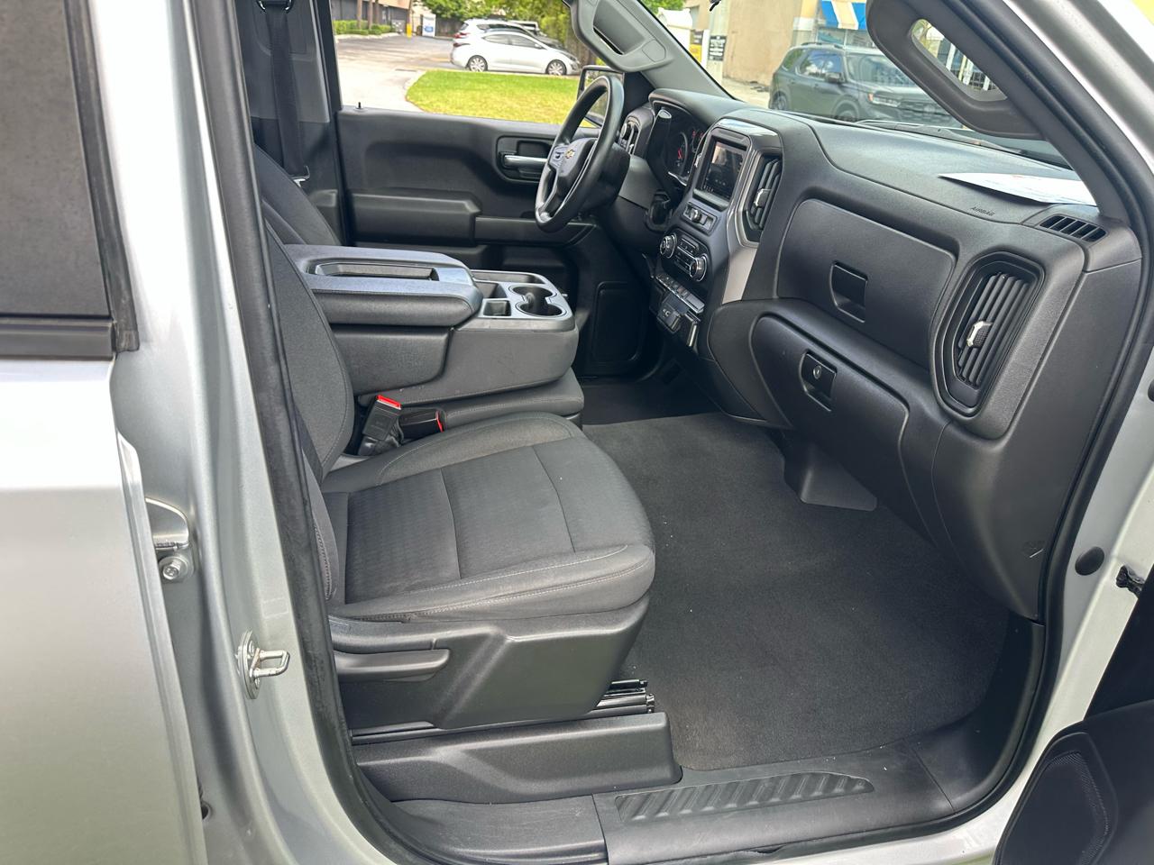 Chevrolet Silverado 1500 1LT Crew Cab 4WD 2022