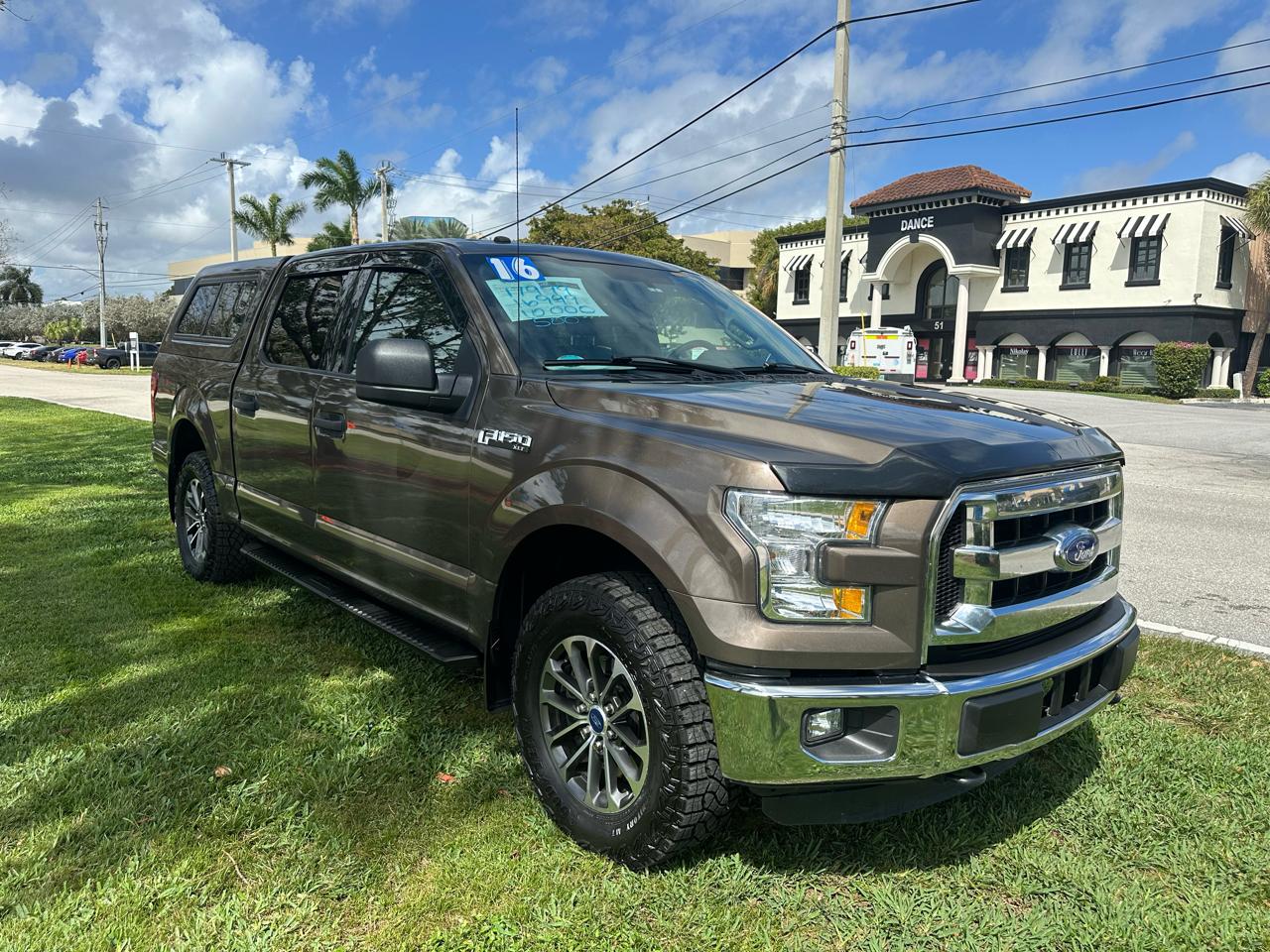 Ford F-150 4WD SuperCab 133" XLT 2016