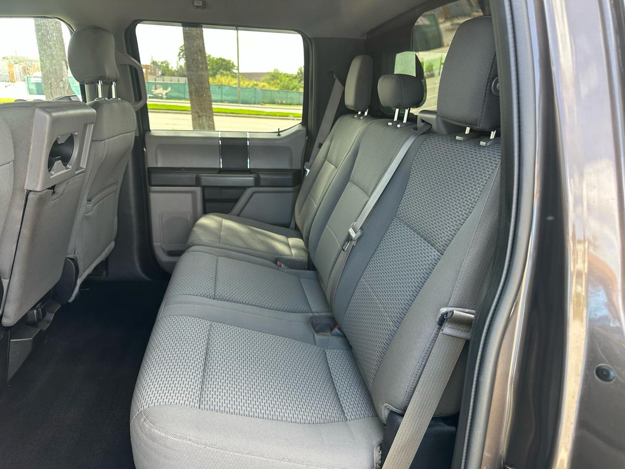 Ford F-150 4WD SuperCab 133" XLT 2016