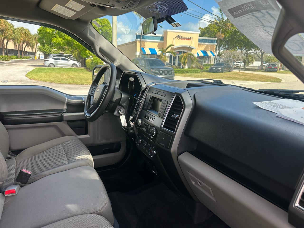 Ford F-150 4WD SuperCab 133" XLT 2016