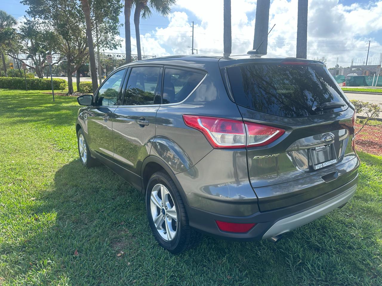 Ford Escape SE FWD 2016