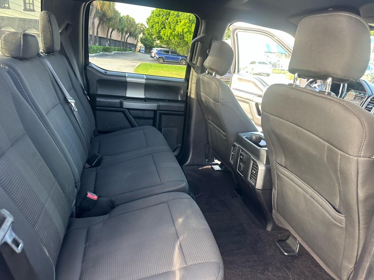 Ford F-150 4WD SuperCab 133" XLT 2016