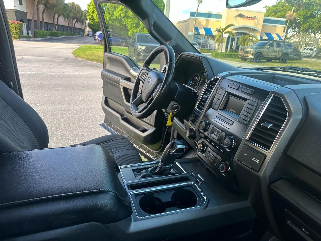 Ford F-150 4WD SuperCab 133" XLT 2016