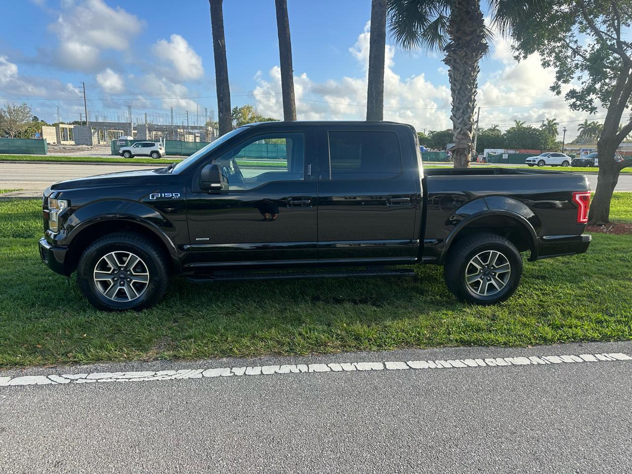Ford F-150 4WD SuperCab 133" XLT 2016